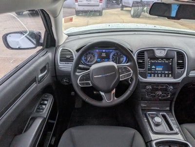 2018 Chrysler 300 Touring