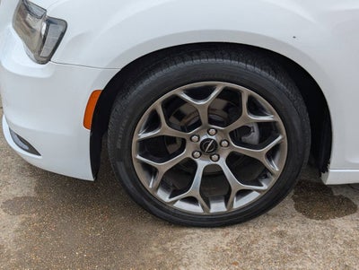 2018 Chrysler 300 Touring