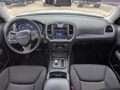 2018 Chrysler 300 Touring