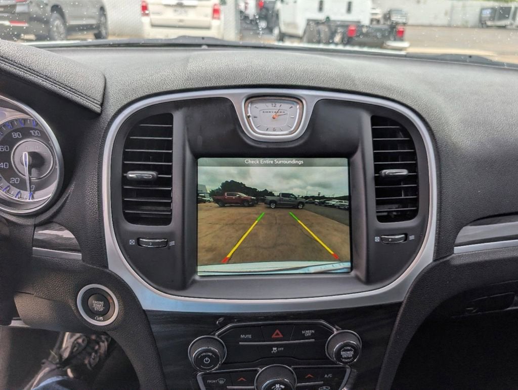 2018 Chrysler 300 Touring