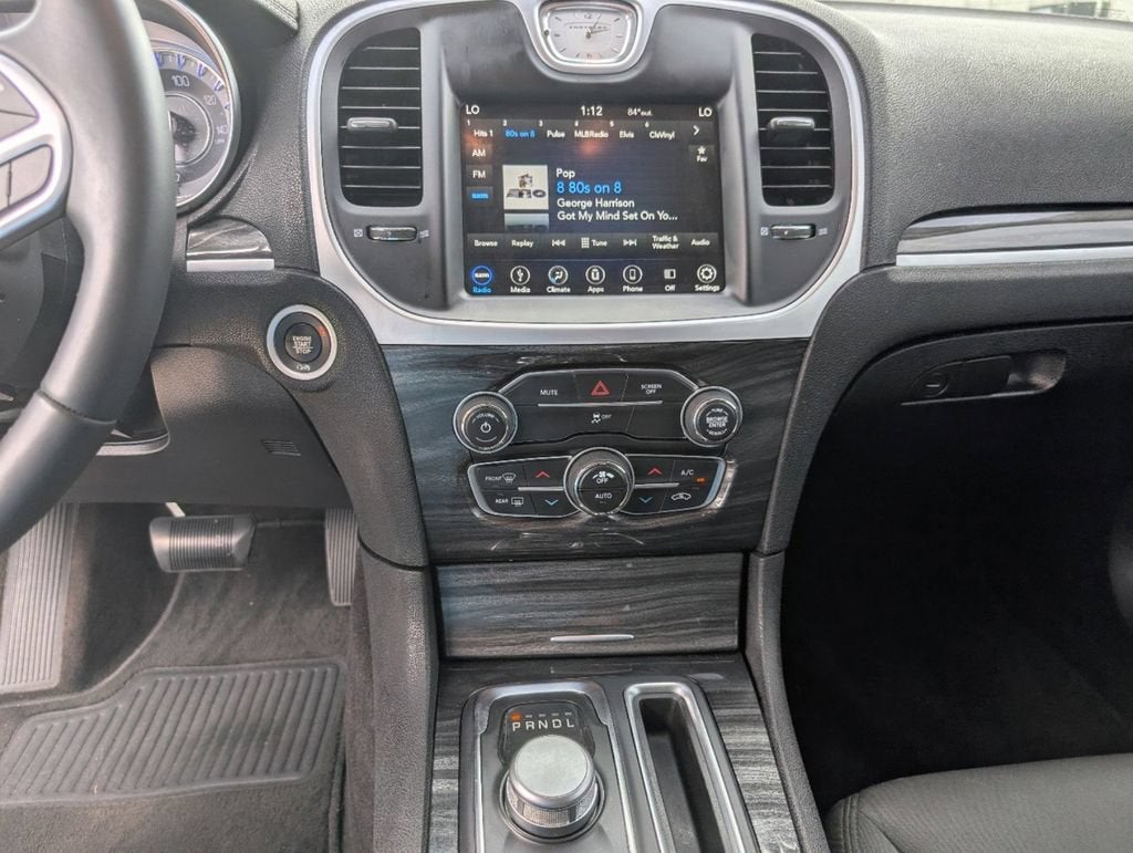 2018 Chrysler 300 Touring