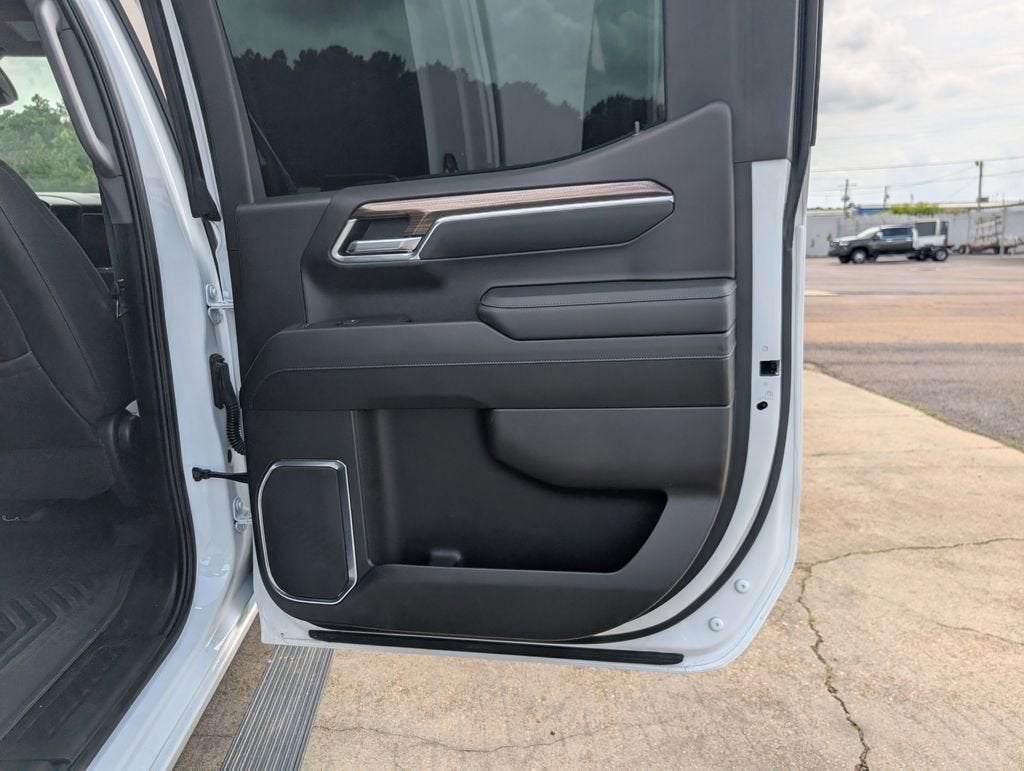 2025 Chevrolet Silverado 1500 LT Trail Boss