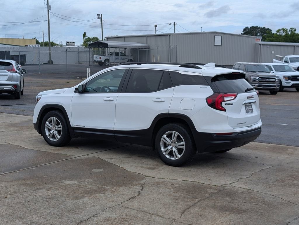 2022 GMC Terrain SLE