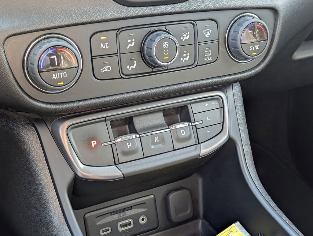 2023 GMC Terrain AT4