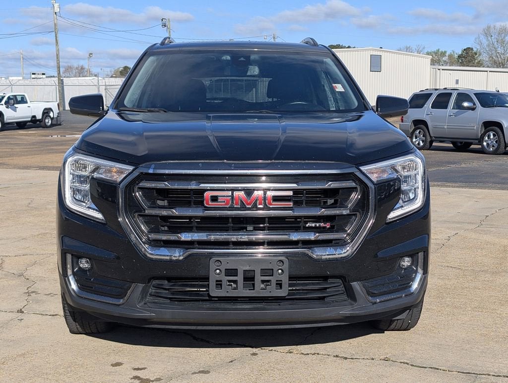 2023 GMC Terrain AT4