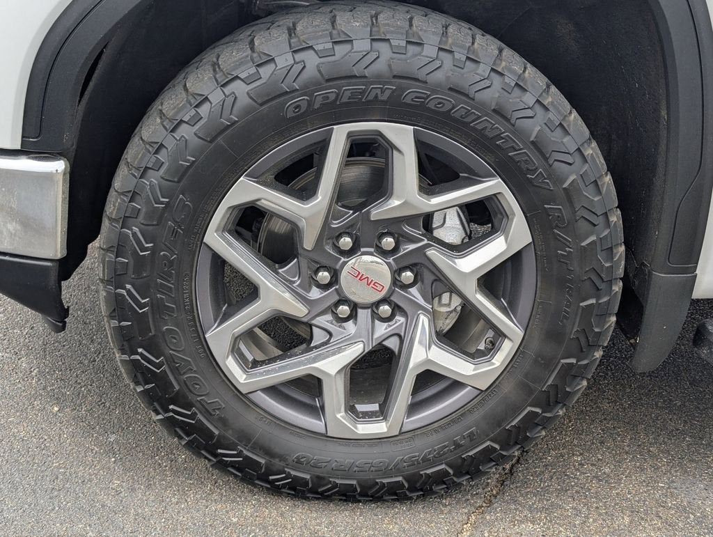 2025 GMC Sierra 1500 SLT