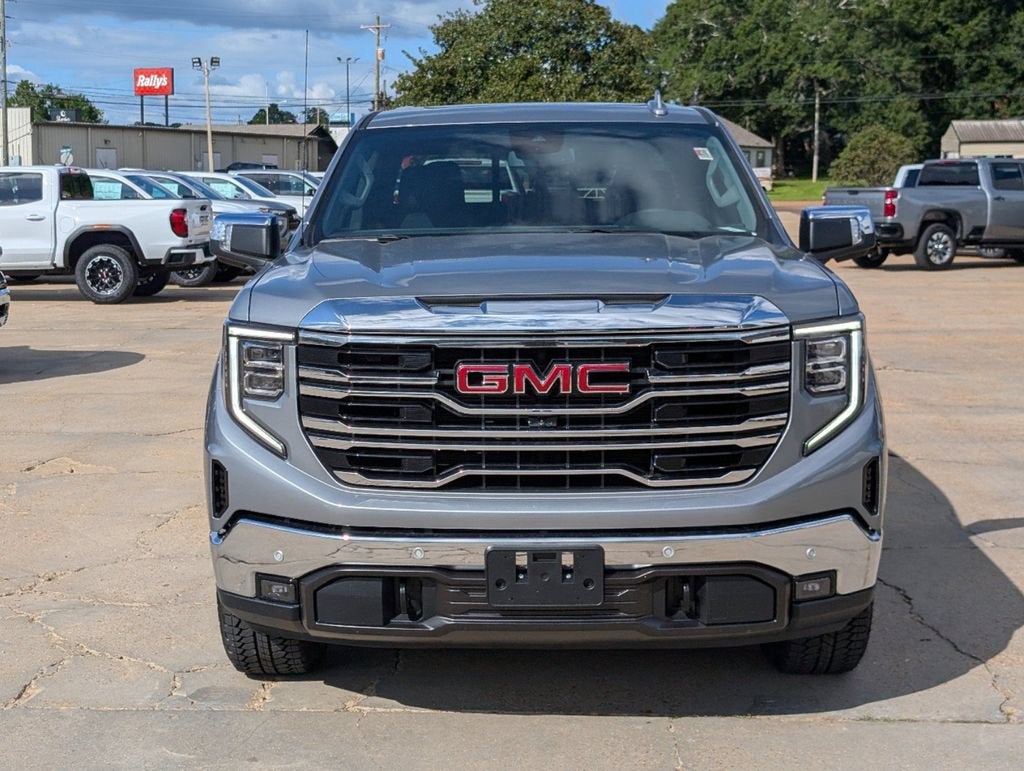 2026 GMC Sierra 1500 SLT - Photo 4