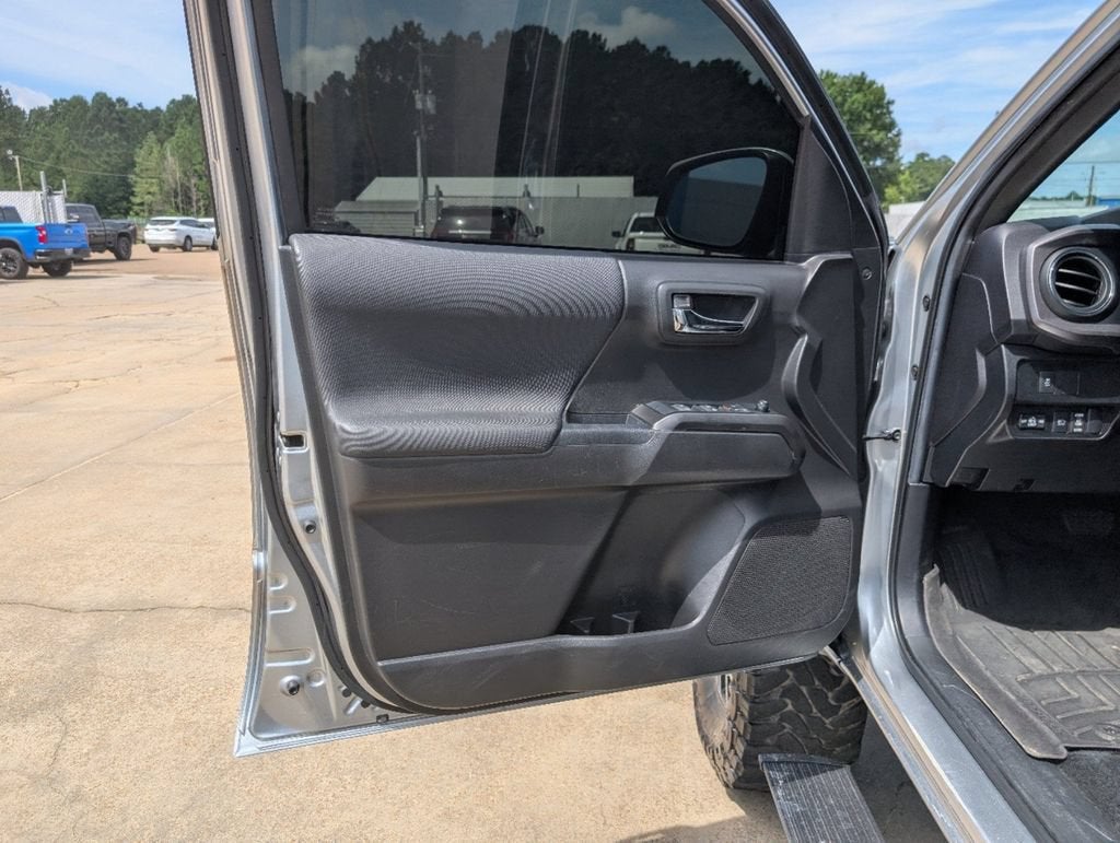 2023 Toyota Tacoma 4WD SR