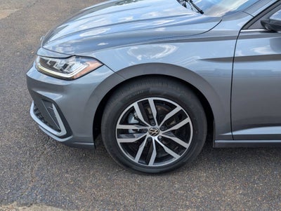 2025 Volkswagen Jetta SE