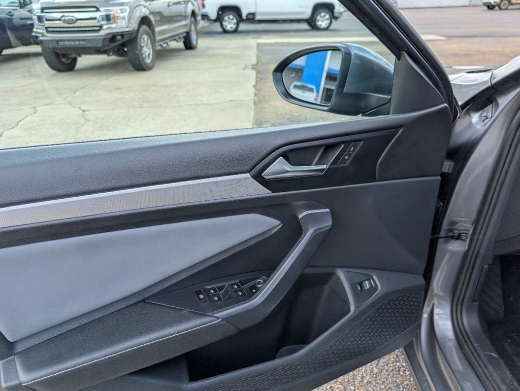 2025 Volkswagen Jetta SE