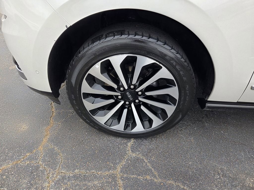 2022 Lincoln Navigator L Reserve