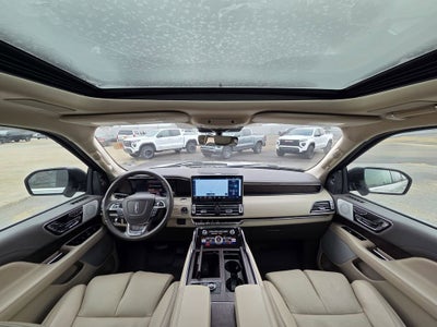 2022 Lincoln Navigator L Reserve