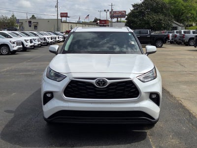 2024 Toyota Highlander LE