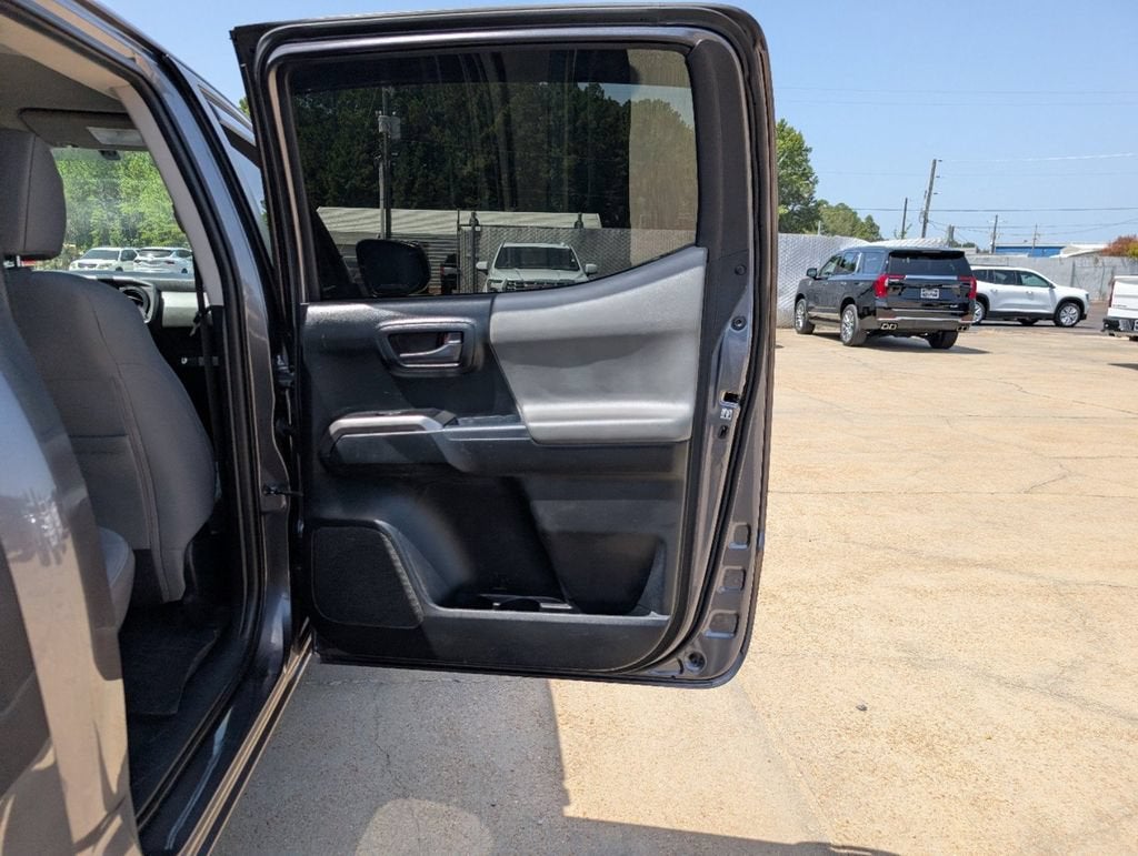 2017 Toyota Tacoma SR5
