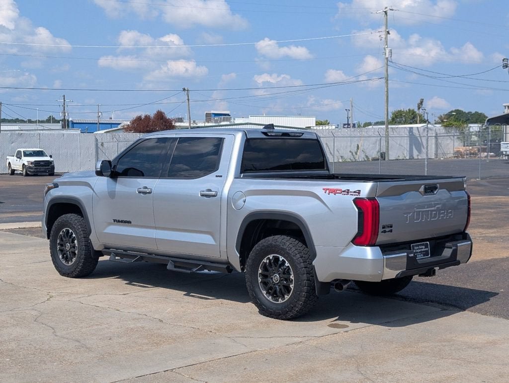 2022 Toyota Tundra 4WD SR5
