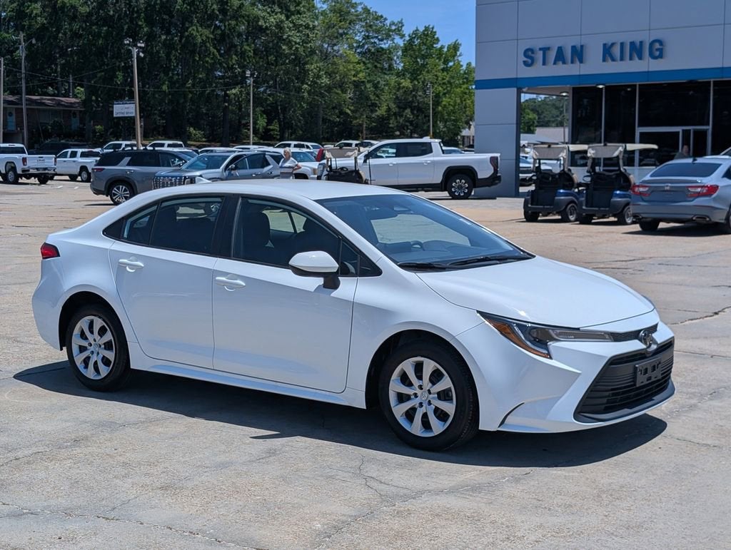 2025 Toyota Corolla LE