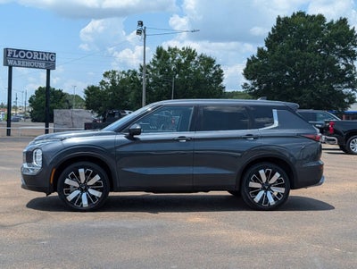 2025 Mitsubishi Outlander SE