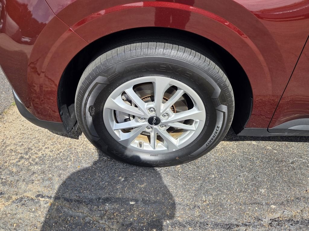 2024 Kia Carnival LX