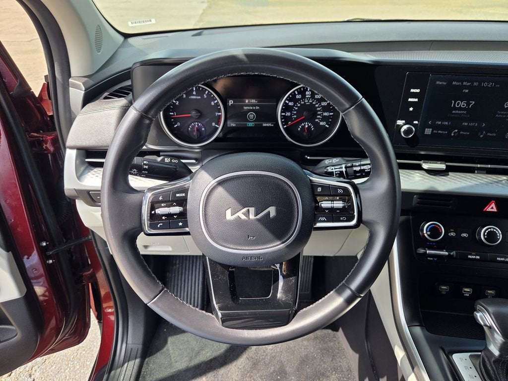 2024 Kia Carnival LX