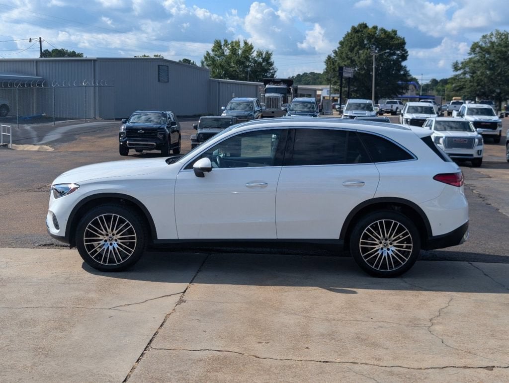 2023 Mercedes-Benz GLC GLC 300