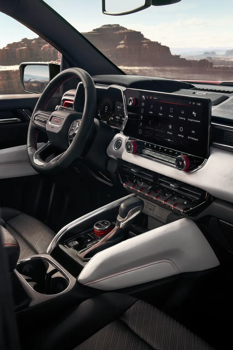2026 GMC Canyon infotainment system at Stan King GM SuperStore GMC in Brookhaven MS